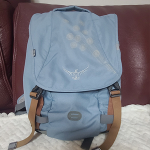 오스프리 경량데일리백팩