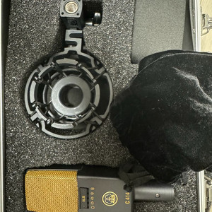 AKG C414 판매 합니다