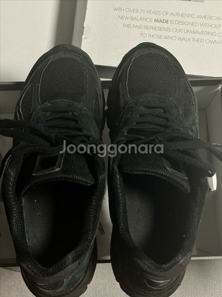 뉴발란스 990v4 트리플블랙 280D 판매합니다--7