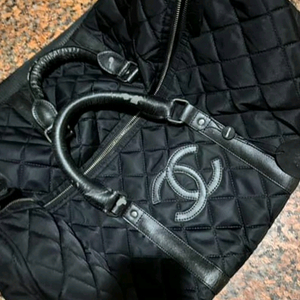 샤넬 다이몬드 보스턴백