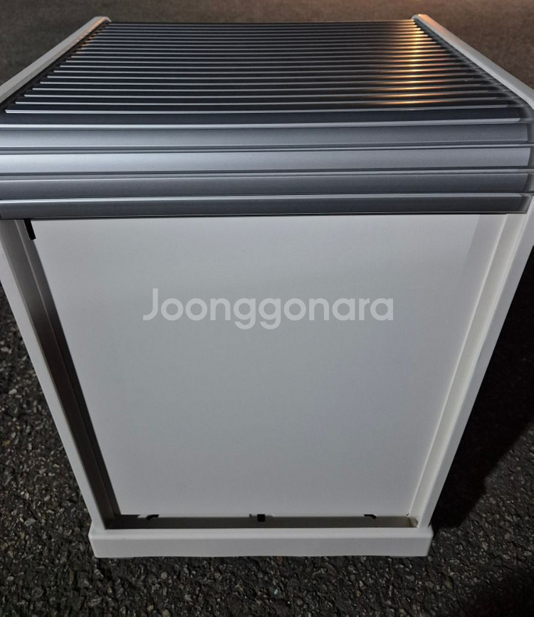 비트라 Follow Me 1 이동식 수납함 판매합니다--6