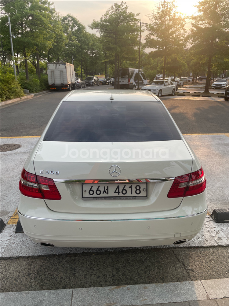 벤츠 E300 엘레강스 W212 2010년식 1월--2