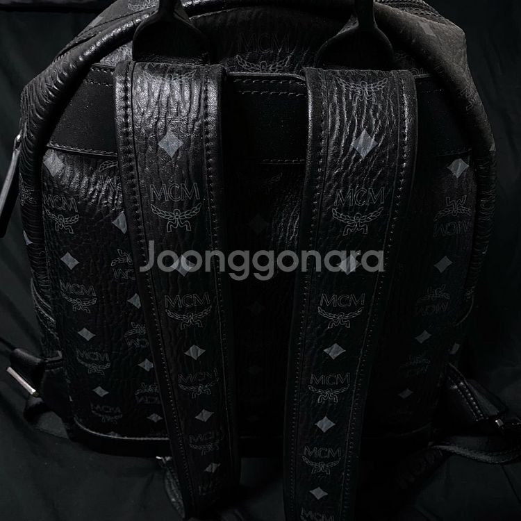 [정품] MCM 비세토스 스터드 장식 스타크 엠씨엠 백--2