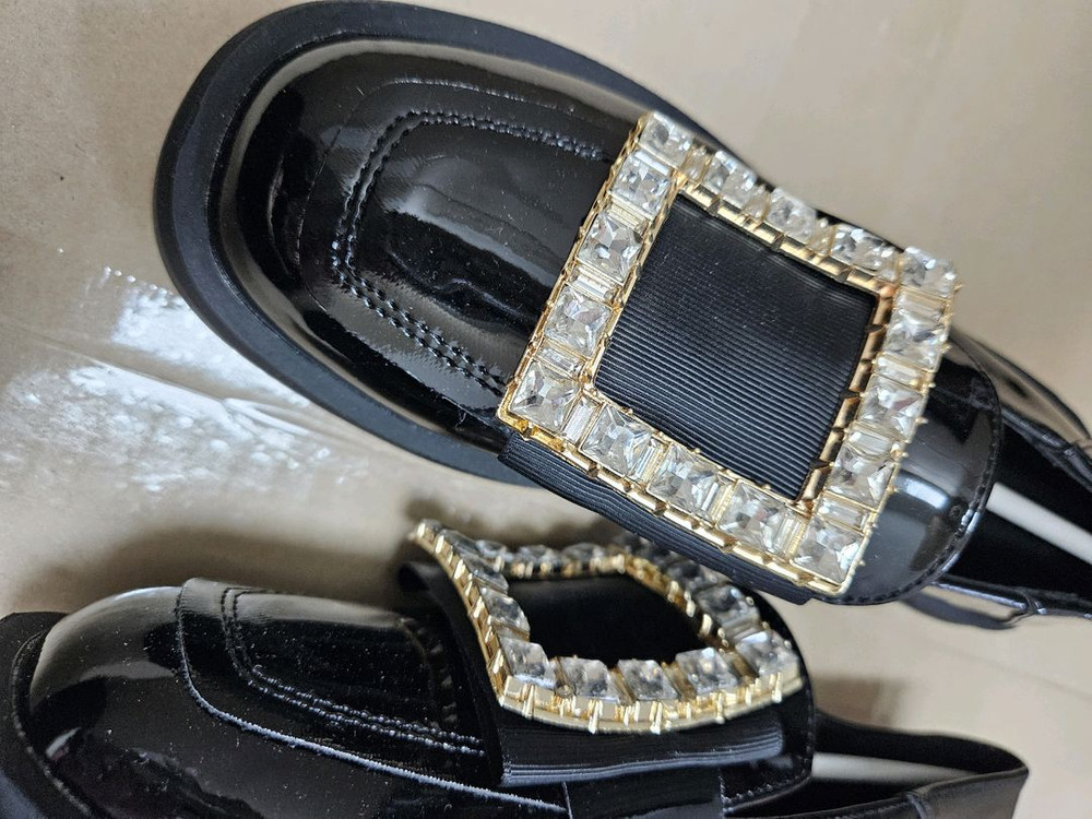 급매 새상품) 스퀘어 큐빅 에나멜 블략 구두 펌프스 여--3