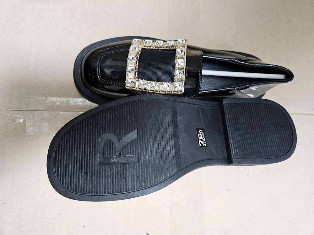 급매 새상품) 스퀘어 큐빅 에나멜 블략 구두 펌프스 여--2