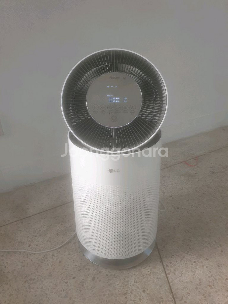 LG 퓨리케어 AS181DRWT 공기청정기 입니다--3