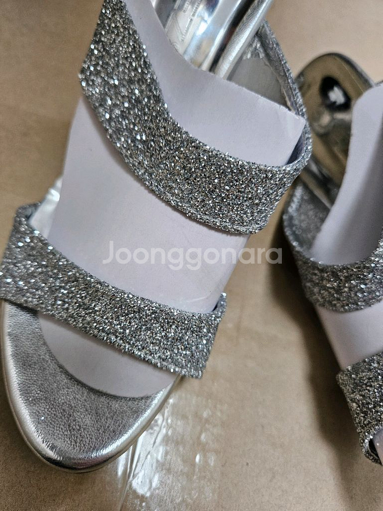 급매 새상품) 실버펄 이선 8cm 하이힐 뮬 여성 샌들--3