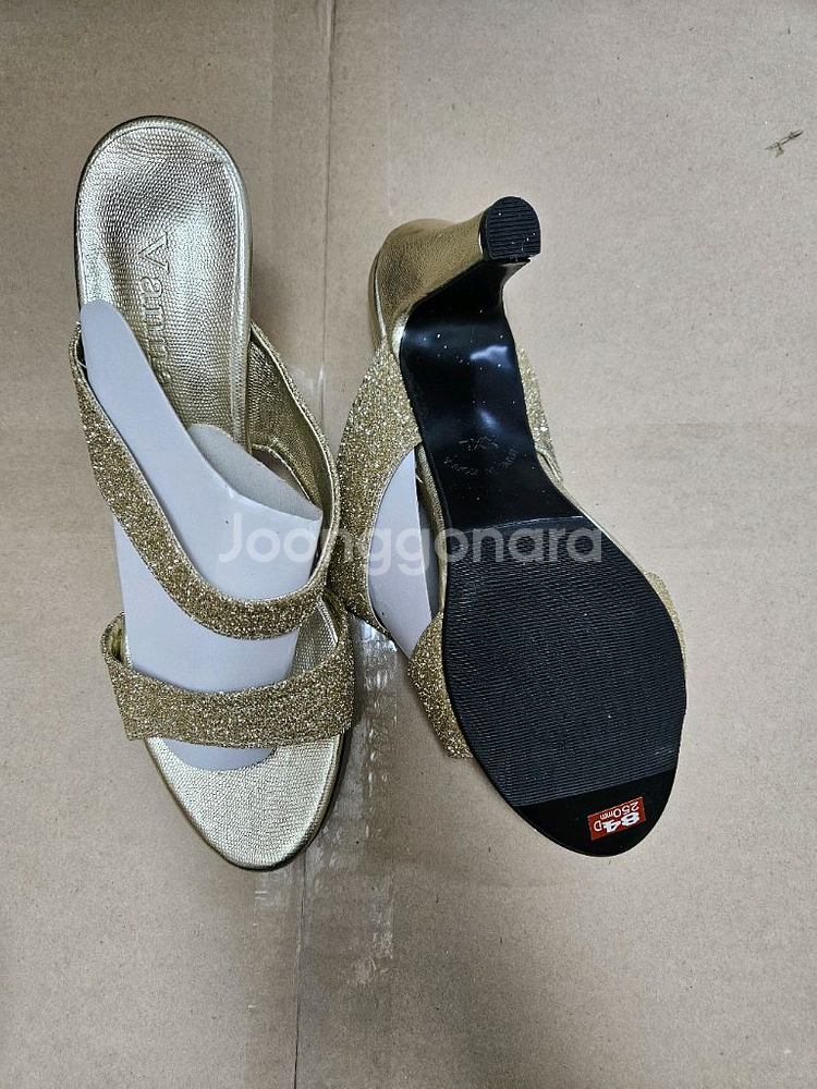 급매 새상품) 골드펄 이선 8cm 하이힐 뮬 여성 샌들--3