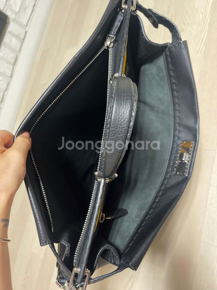 펜디 피카부 토트 탑 핸드백--7