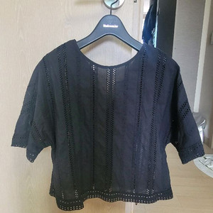 zara 펀칭 자수 블라우스 스커트