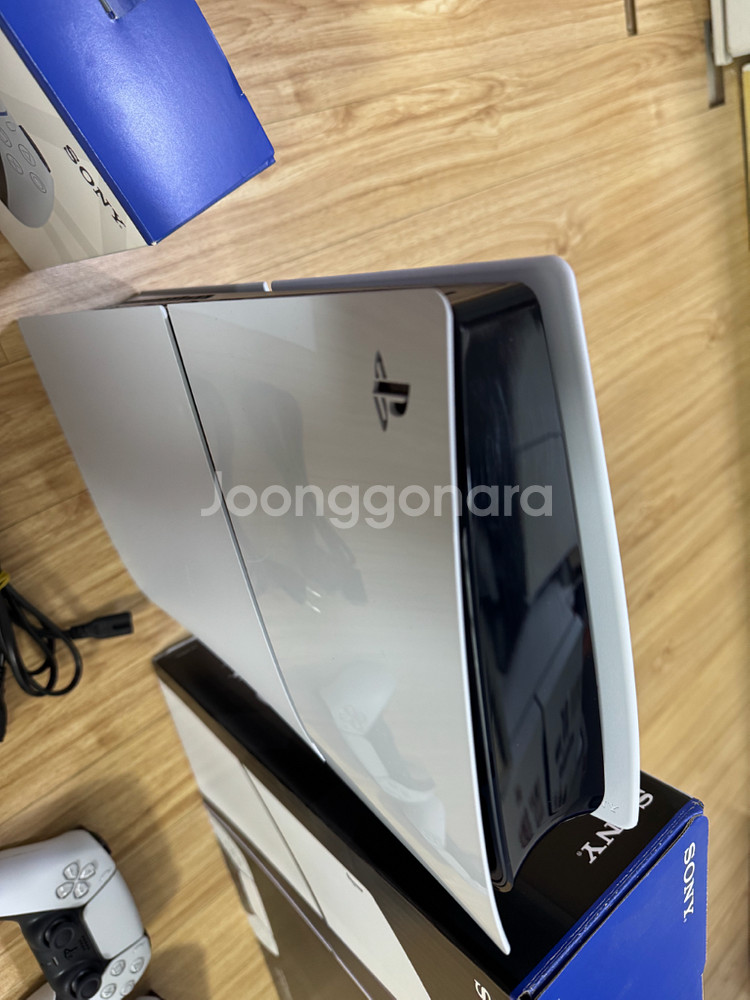 PS5 디지털 에디션--2