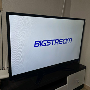 42인치 LED TV 모니터