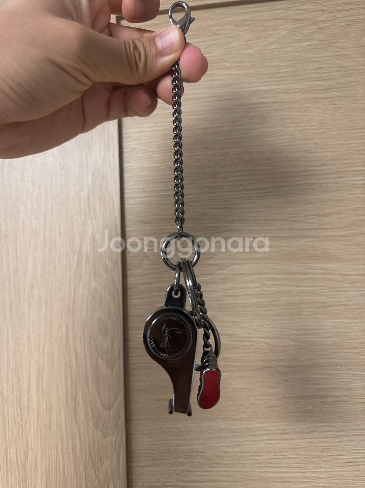 크리스찬 루부탱 키링--0
