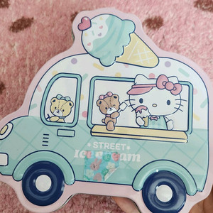 산리오 틴케이스