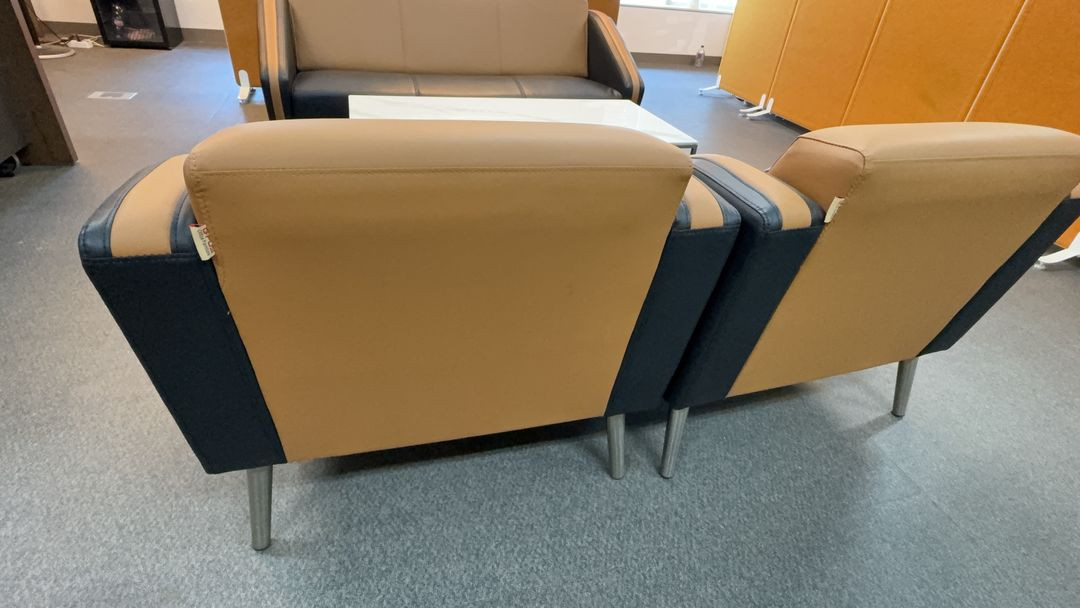 사무실애서 사용하던 쇼파 이미지