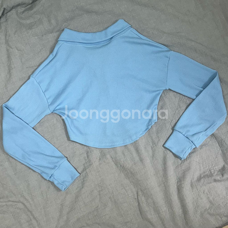 하늘색 투웨이 크롭 카라 집업 긴팔 티 스카이블루--6