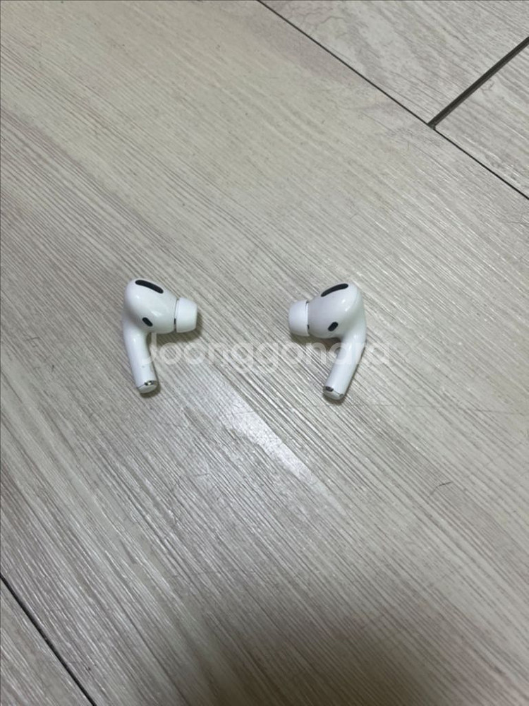 에어팟 프로1 팝니다.--2