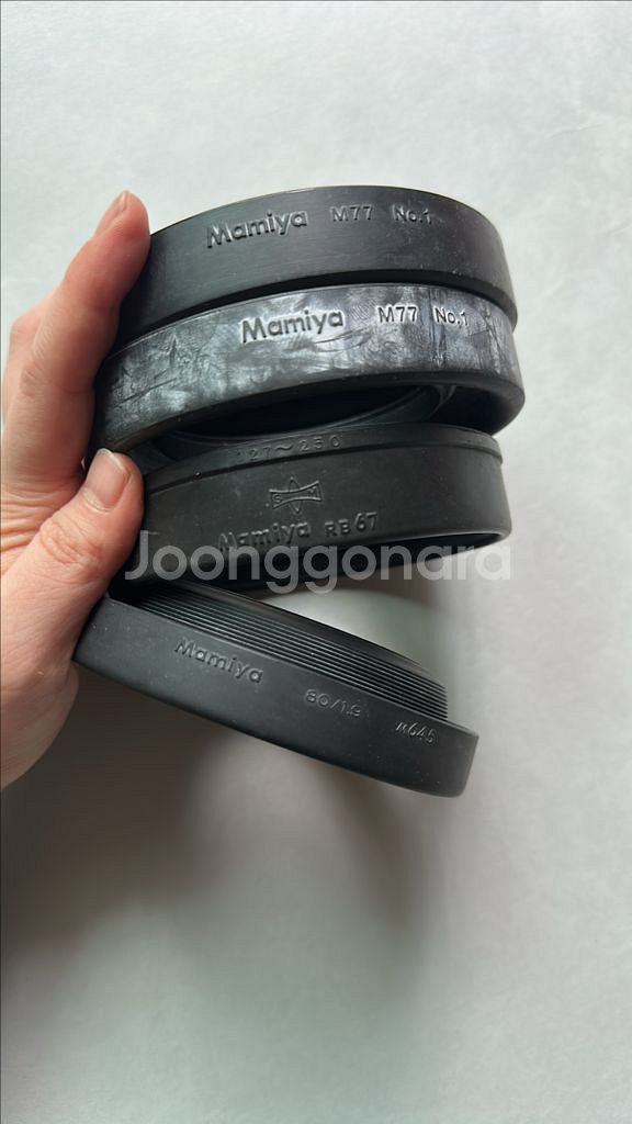 마미야 rb67(77mm) , m645 정품 고무 후드--0