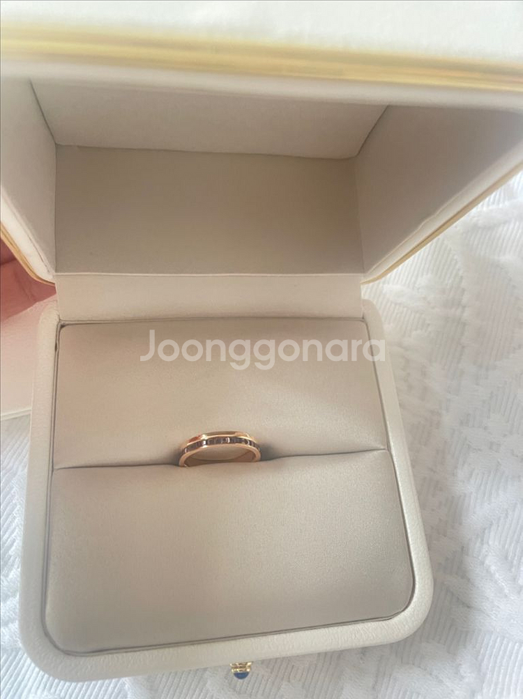 부쉐론 콰트ᄅ로 클래식 링--2
