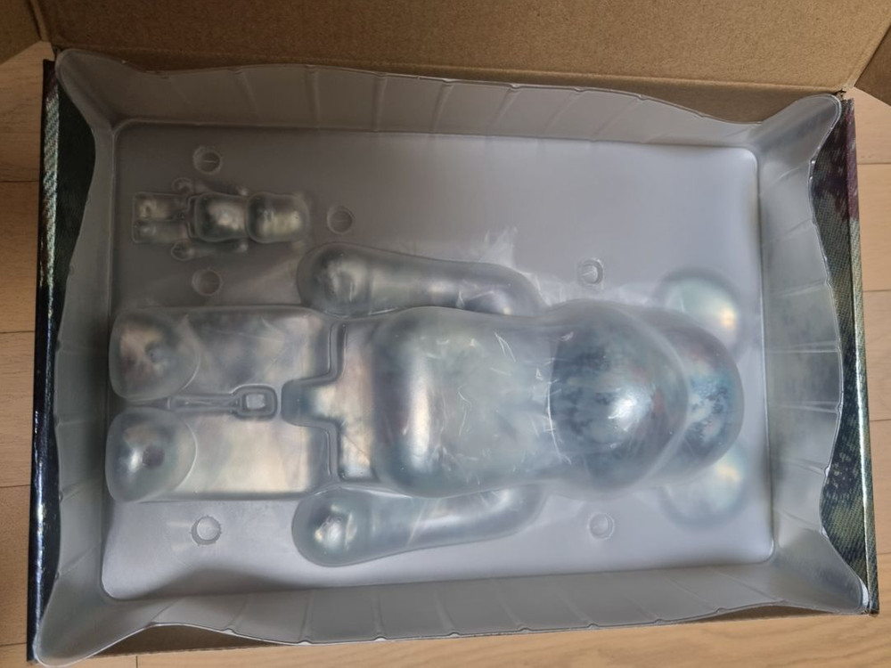 베어브릭 pushead 5탄 100 x 400 이미지