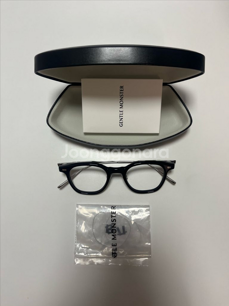 젠틀몬스터 롭01 안경--1