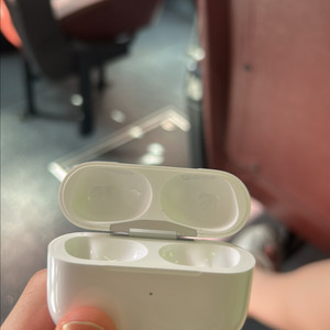 상태s급 에어팟프로2 본체