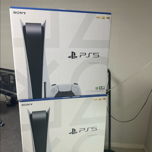 ps5 디스크에디션 (1018a) 2대 판매합니다.