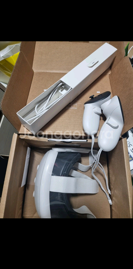 <리퍼 기기 미개봉 새제품>메타 퀘스트3 VR 128G--1