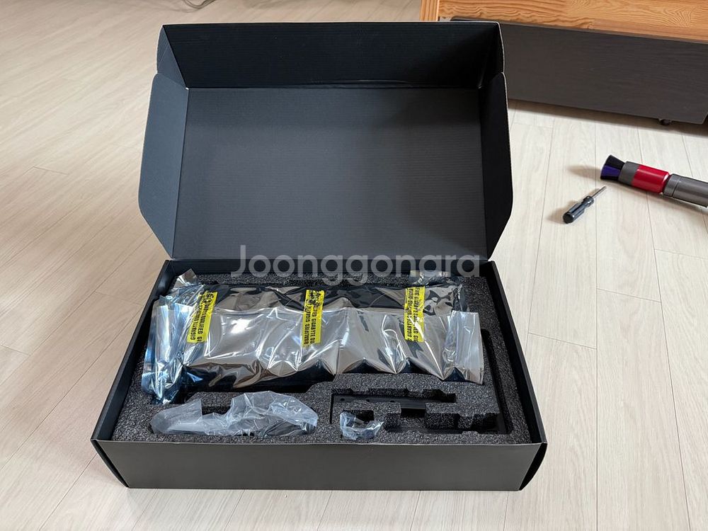 기가바이트 RTX 4090 GAMING OC--1