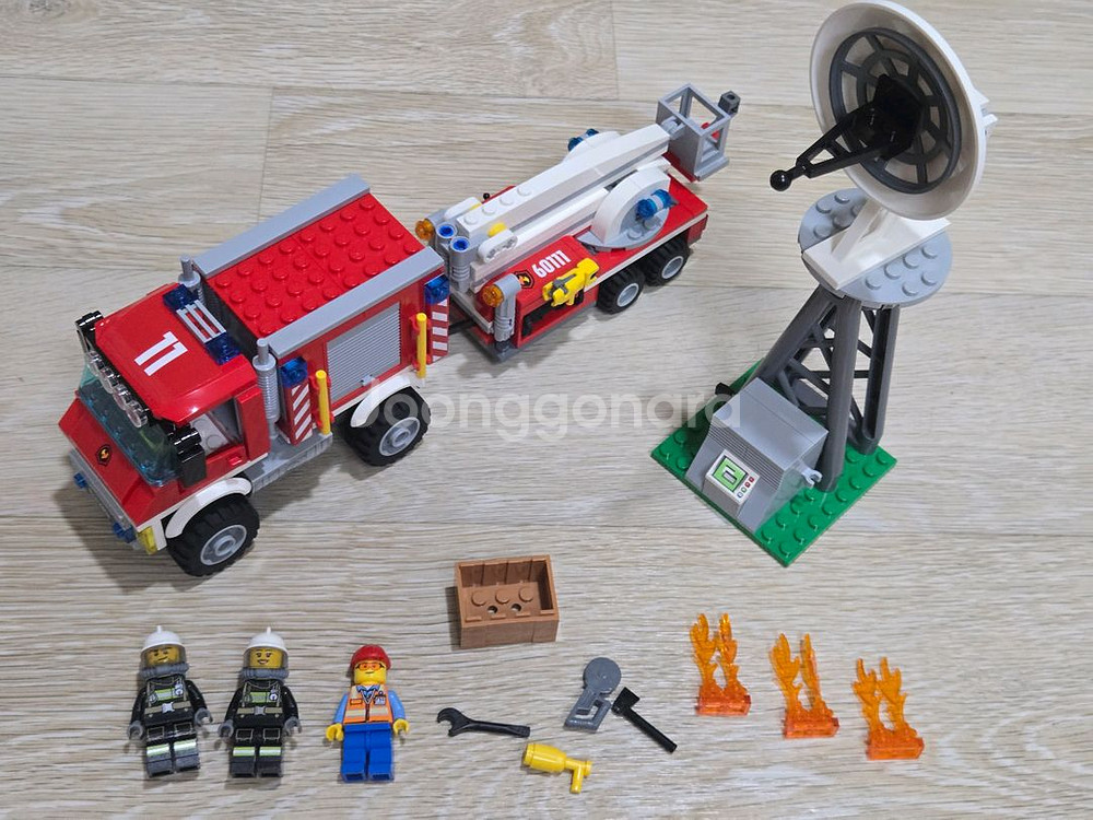 (중고) 레고 시티 60111 소방 지원 차량--1