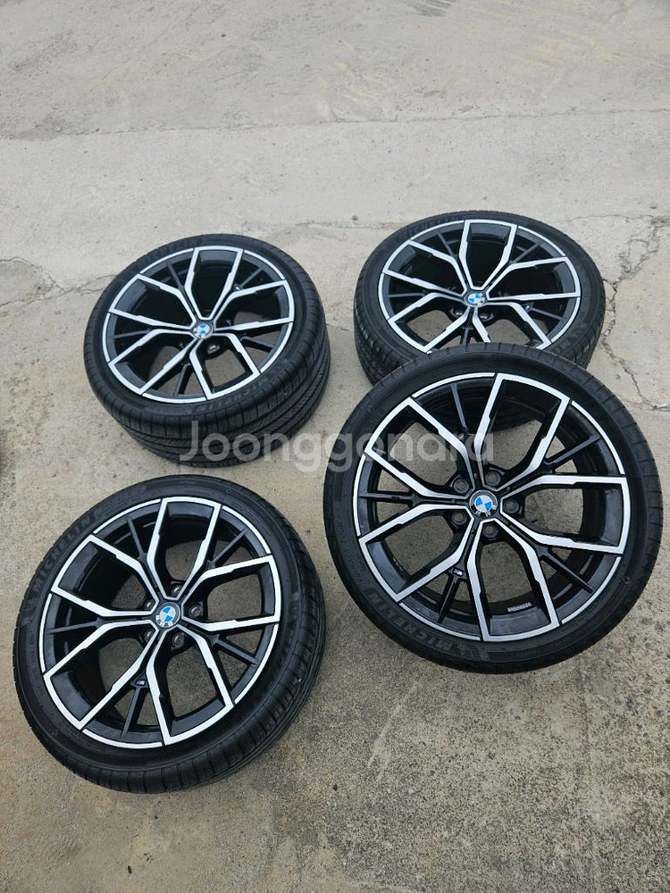 BMW G30 530i 순정 M휠 + 타이어 세트 판--0