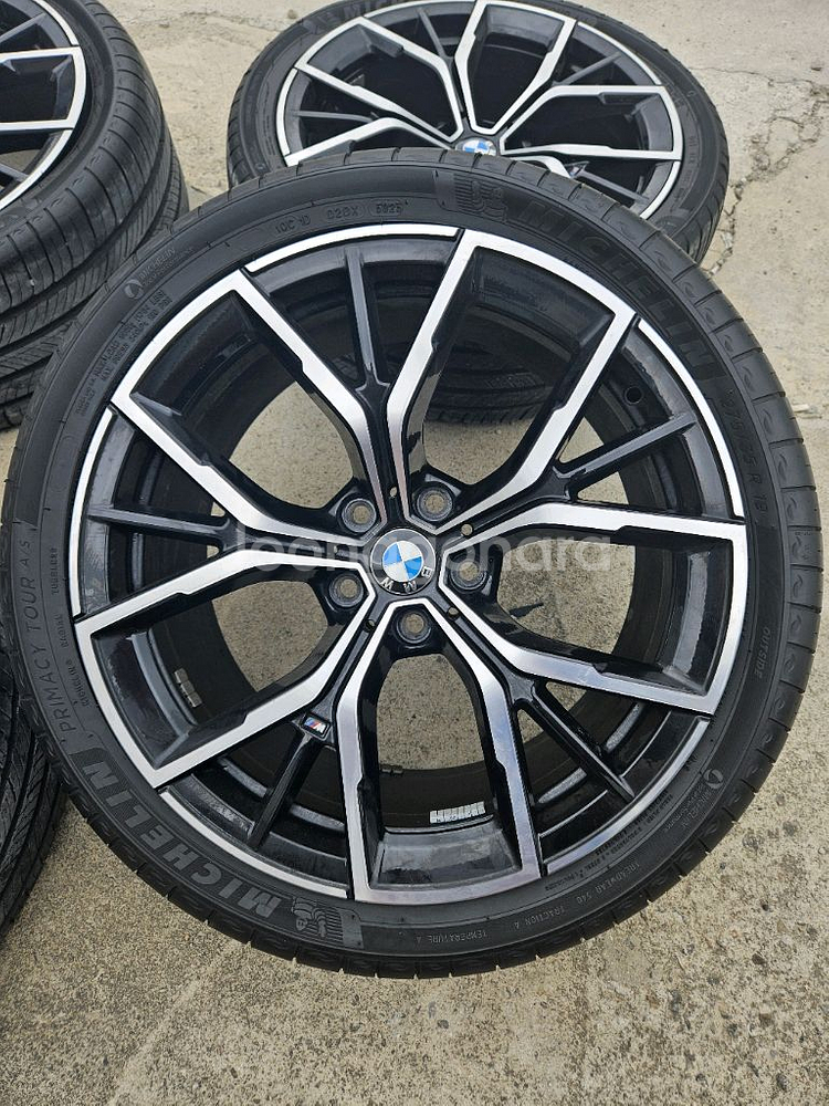 BMW G30 530i 순정 M휠 + 타이어 세트 판--1
