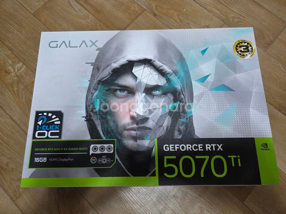 GALAX RTX 5070ti 화이트--0
