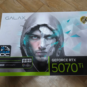 GALAX RTX 5070ti 화이트