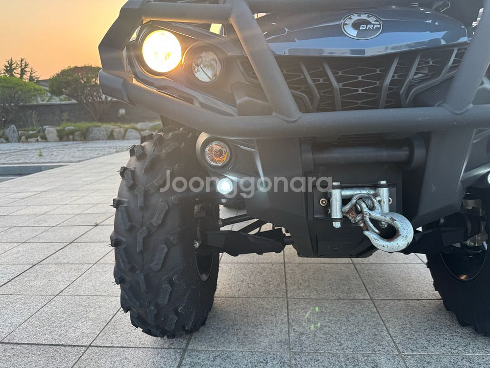2017년식 캔암 아웃랜더1000MAX LTD 중고판매--4