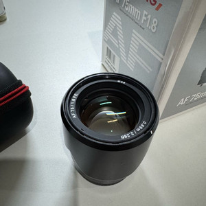 삼양 75mm f1.8 e마운트 팝니다