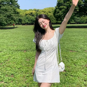 스퀘어넥 원피스