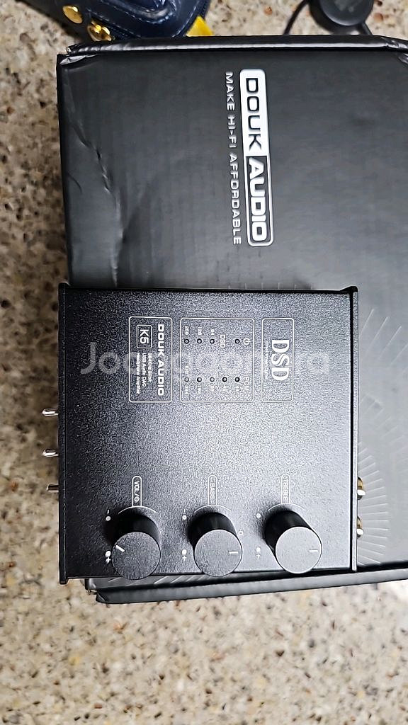 Douk Audio k5 탁상용 덱(DAC) 팝니다--2