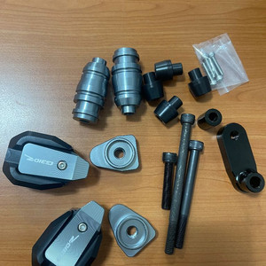 G310R 오토바이 슬라이더 새상품 일괄