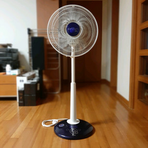 한일선풍기 (전자터치식, 입체회전)