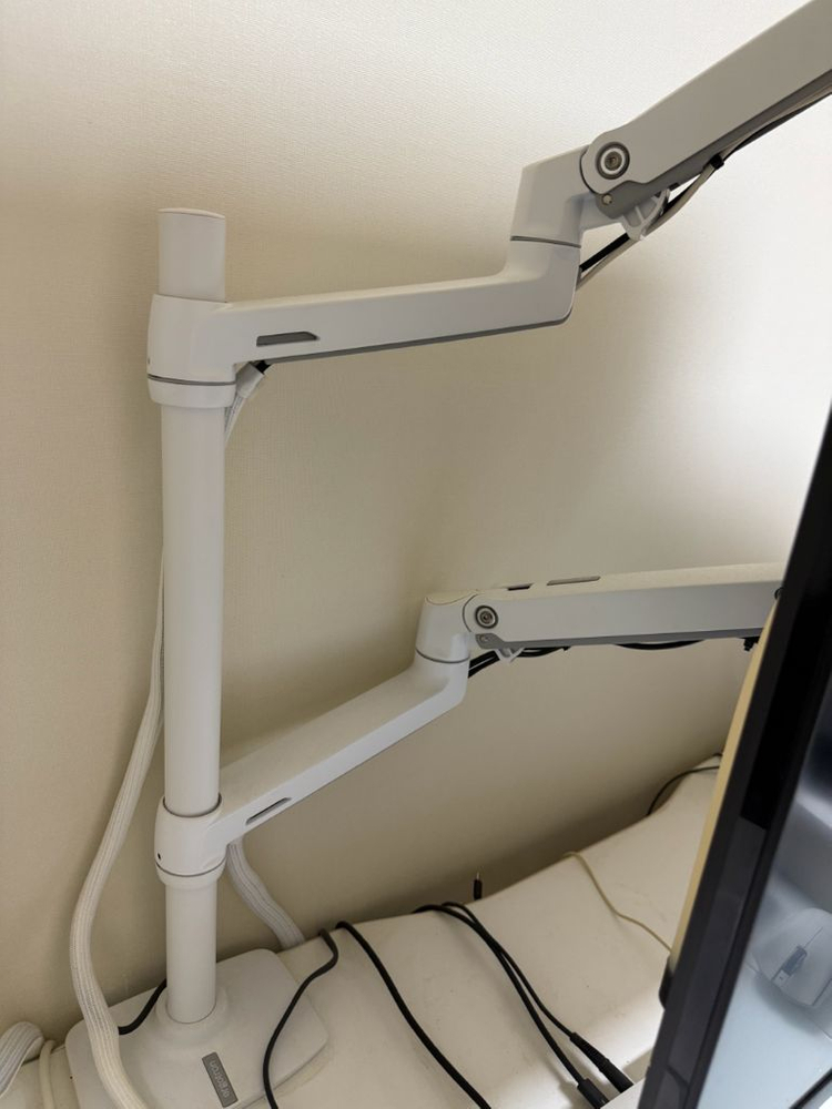 27gp850 두대 어고트론 듀얼모니터암 이미지