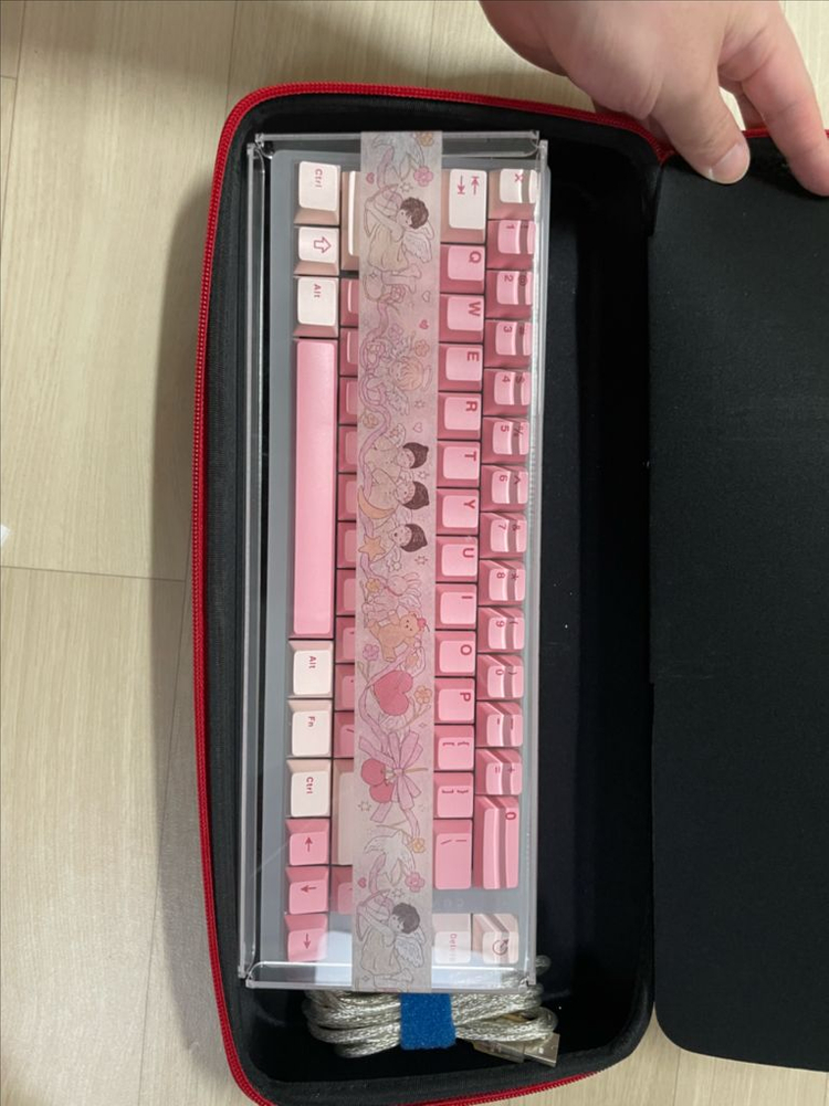 커스텀아크릴660배열키보드 이미지