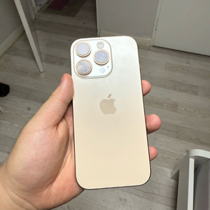 아이폰16 프로 256gb 데져트티타늄 판매합니다