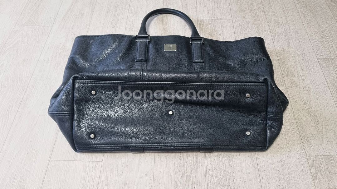 버버리블랙라벨 가죽 토드백--1