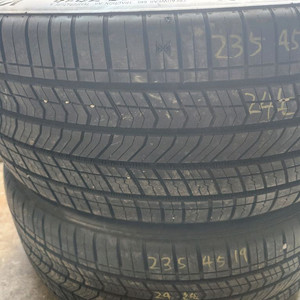235 45 19 금호타이어2짝