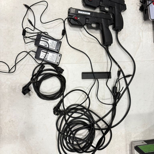 에임트랙 건콘 2정 세트 판매합니다