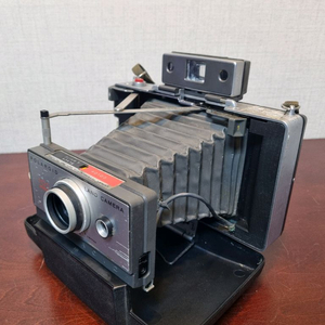1960년대 출시 폴라로이드 101 자동 랜드 카메라