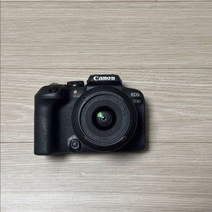 캐논 EOS R10,RF-s 18-45 풀박,배터리3개