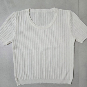 <새상품> 아이보리 반팔 니트