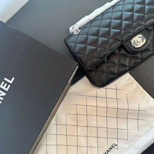 CHANEL 샤넬 캐비어 은장